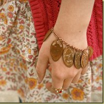 Pressed Pennies Bracelet in 12 Jewelry Projects to Make This Evening eBook
