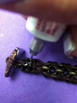 Captured Chain Weave Bracelet